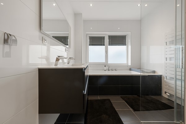 Medium property photo - Bosgouw 301, 1352 GX Almere